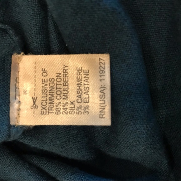 Men’s V-neck sweater - Picture 6 of 6